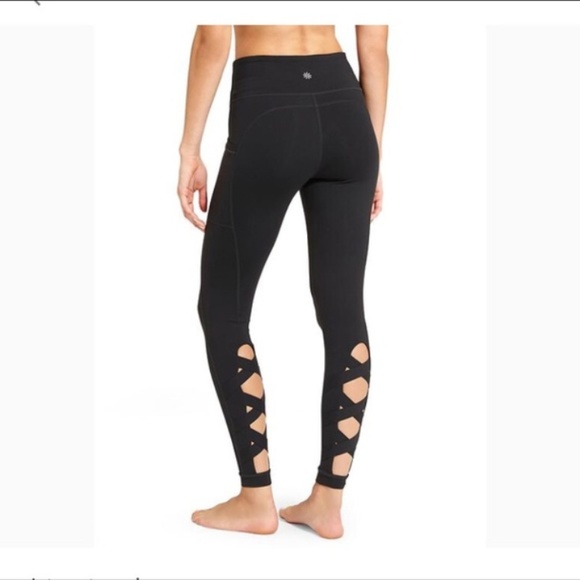 Athleta Pants - RARE Athleta Hi Rise Chatarungas